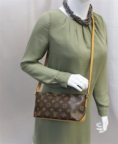 louis vuitton trotteur crossbody|louis vuitton monogram crossbody.